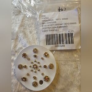 Gold ToneStud Earring Set.. FREE POEPLE NWT